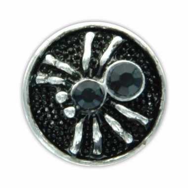 Zilveren chunk met spin zwart 1,8 cm