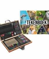 Complete teken schilder doos 88 delig met een a4 dieren schetsboek